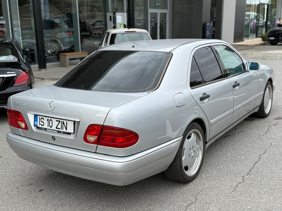 Mercedes E class