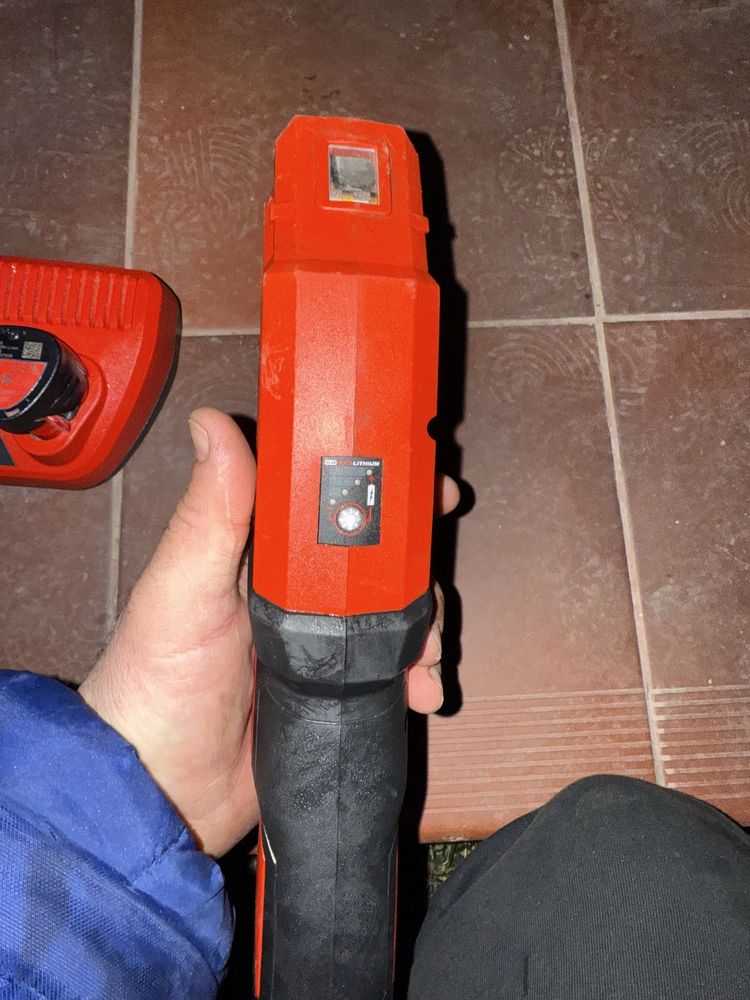 Ferastrau tevi Milwaukee m 12 PCSS