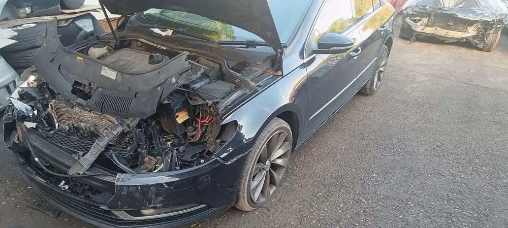 Dezmembrari / Dezmembrez Volkswagen Passat CC 2.0 CFGC cutie viteze automată QZP cod culoare LC9X