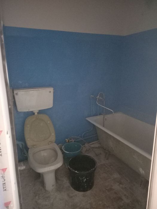 1 xona uy aktyabrda surochna sotiladi 1 etaw utada