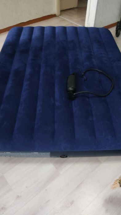 Продам матрас надувной