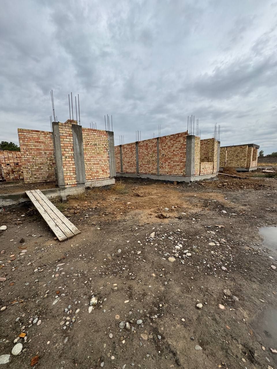 Учхоз, Алишеробод, Продаётся земельный участок под строительство