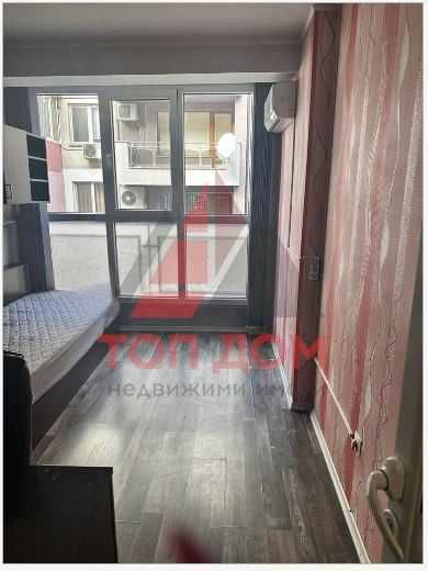 Дава се под наем Тристаен апартамент в Варна, Цветен квартал - 75 кв.м за 612 € - Снимка #2