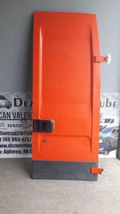 Usa spate model inaltat cu tabla pentru Iveco Daily Euro 4 (2006-2010)