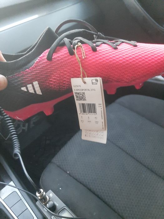 Ghete de fotbal  adidas noi  NR 42