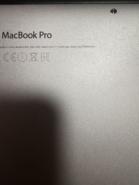 Macbook Pro 2015 I5, 8 gb ram, ssd 128