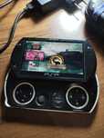 Продаю Sony psp go
