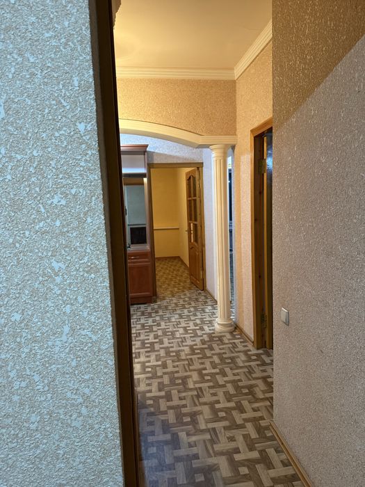 ПРОДАЕТСЯ 4 комнатная квартира