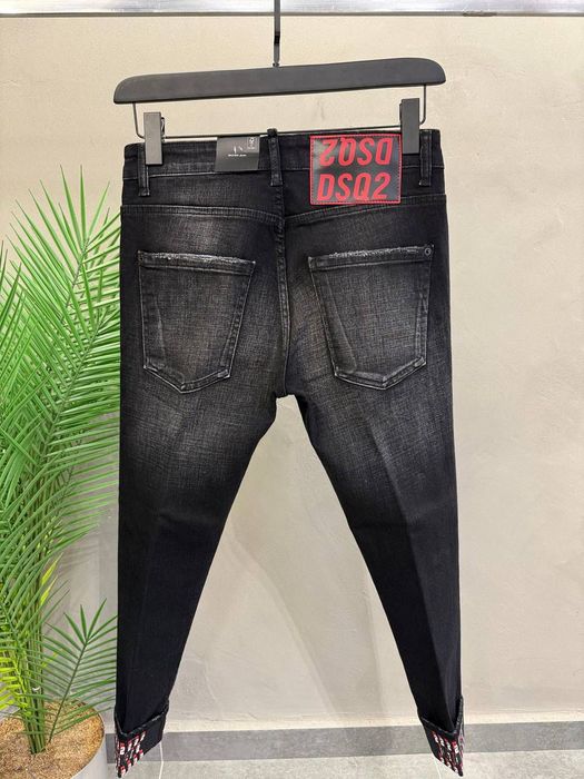 Blugi dsq model nou