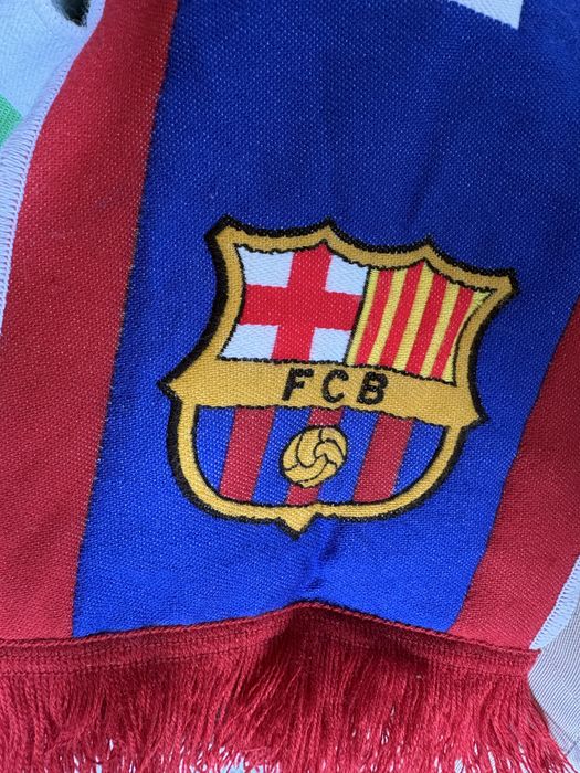 Шал нов Barcelona Барселона / Волфсбугр Wolfsburg