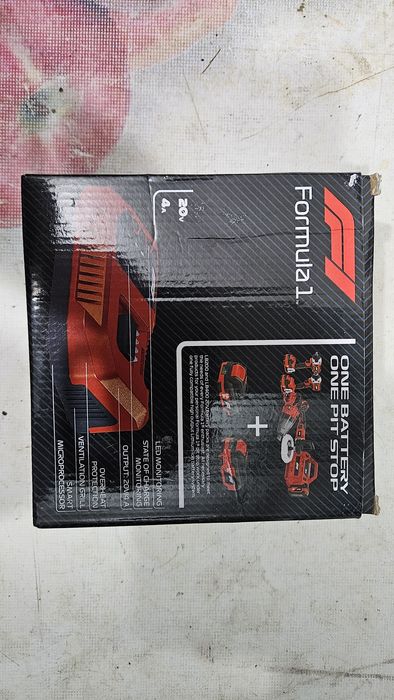 Vand încărcător baterii Formula 1 20v