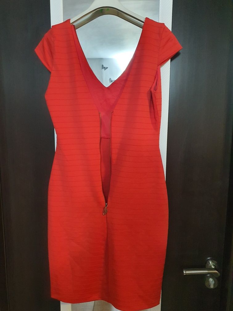 Rochie eleganta de foarte bună calitate , marca Pole&Pole mărimea M