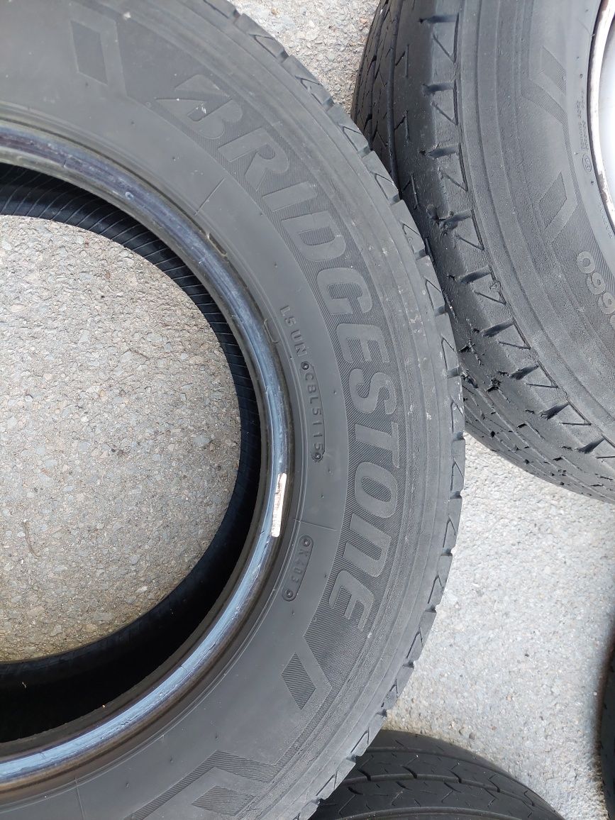 Летни гуми за бус -  Bridgestone - 225/70/15 C