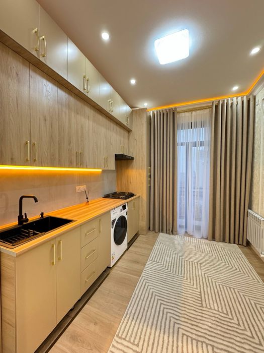 Продается новая квартира после ремонта на Алмазарском районе