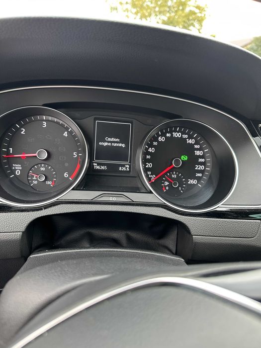 Volkswagen Passat 2.0 TDI DSG 150cp DSG 196.000 km