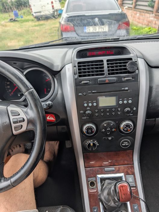 Vand sau schimb suzuki grand vitara cu motor A2