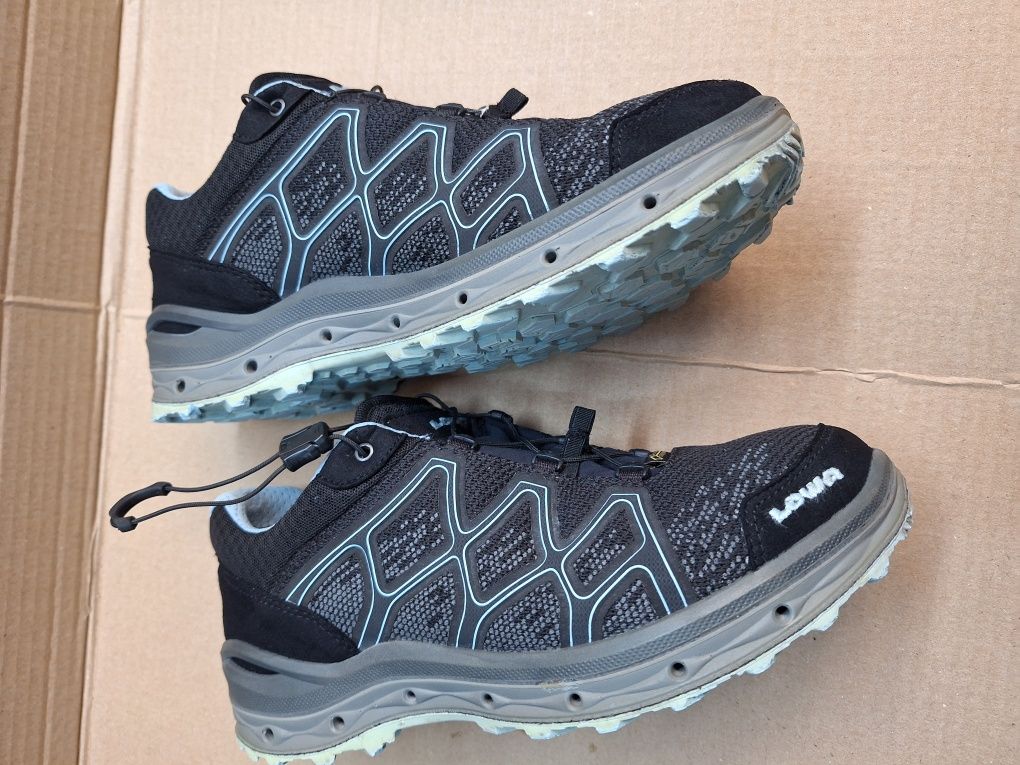 Lowa Goretex Aerox GTX Lo  în foarte bune condiții