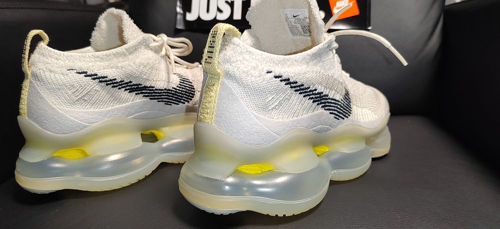 Nike Air Max Scorpion, номер 44