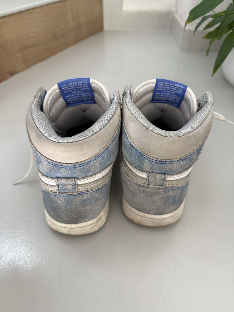 Nike Air Jordan 1 Retro High OG „Hyper Royal“