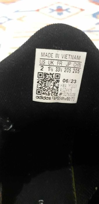 Adidasi Adidas marime 34