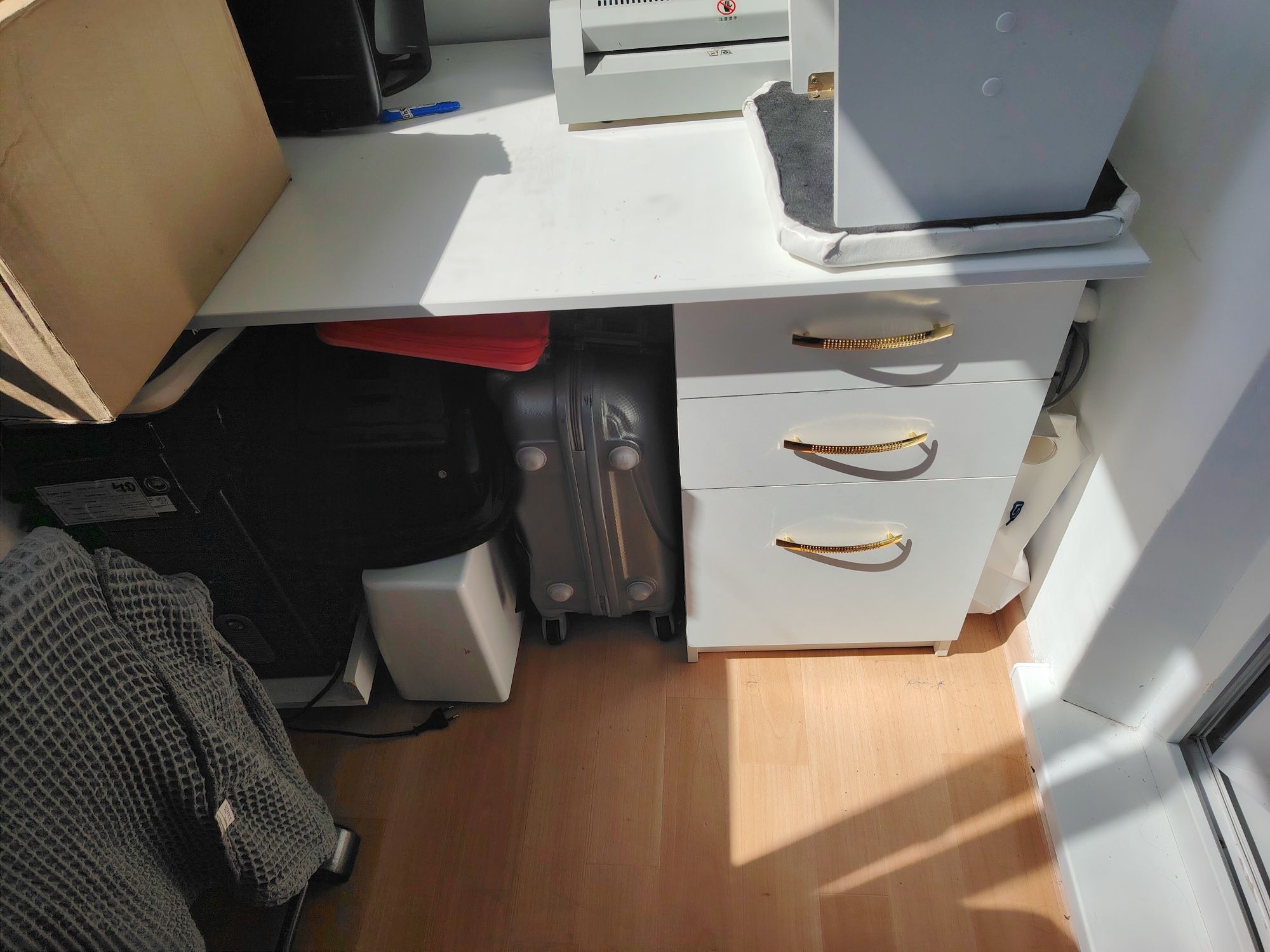 Продам компьютер со столом