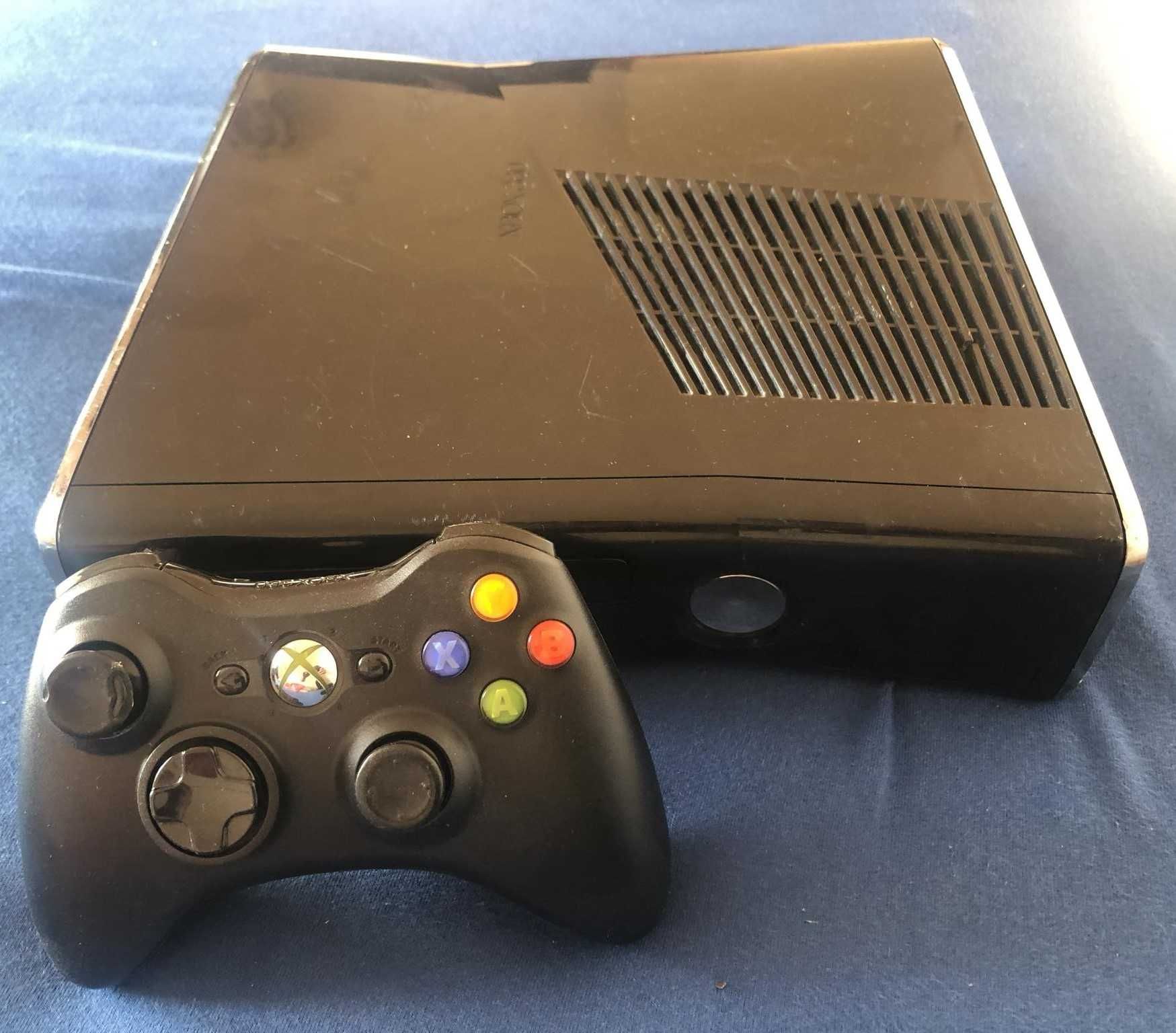 Xbox 360 SLIM, modat, 250gb, GTA 5, Fifa, Minecraft