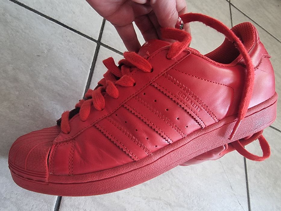 adidas x Pharrell Wiliams Superstar red мъжки кец 40  2/3