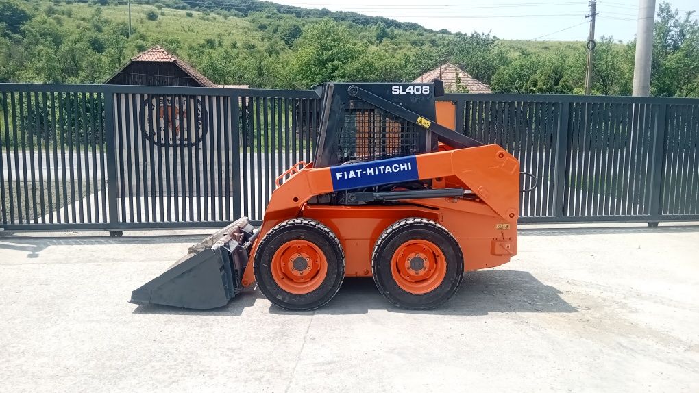 Miniincarcator Fiat hitachi 2100 kg