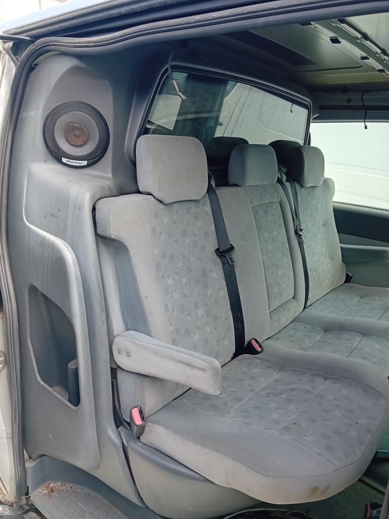 3ка Седалка с преграда за Мерцедес Вито W 639/ Mercedes Viano W639