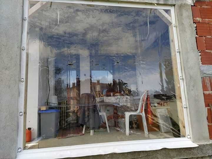 Ветрозащитни завеси, сенници, тенти, метални конструкции