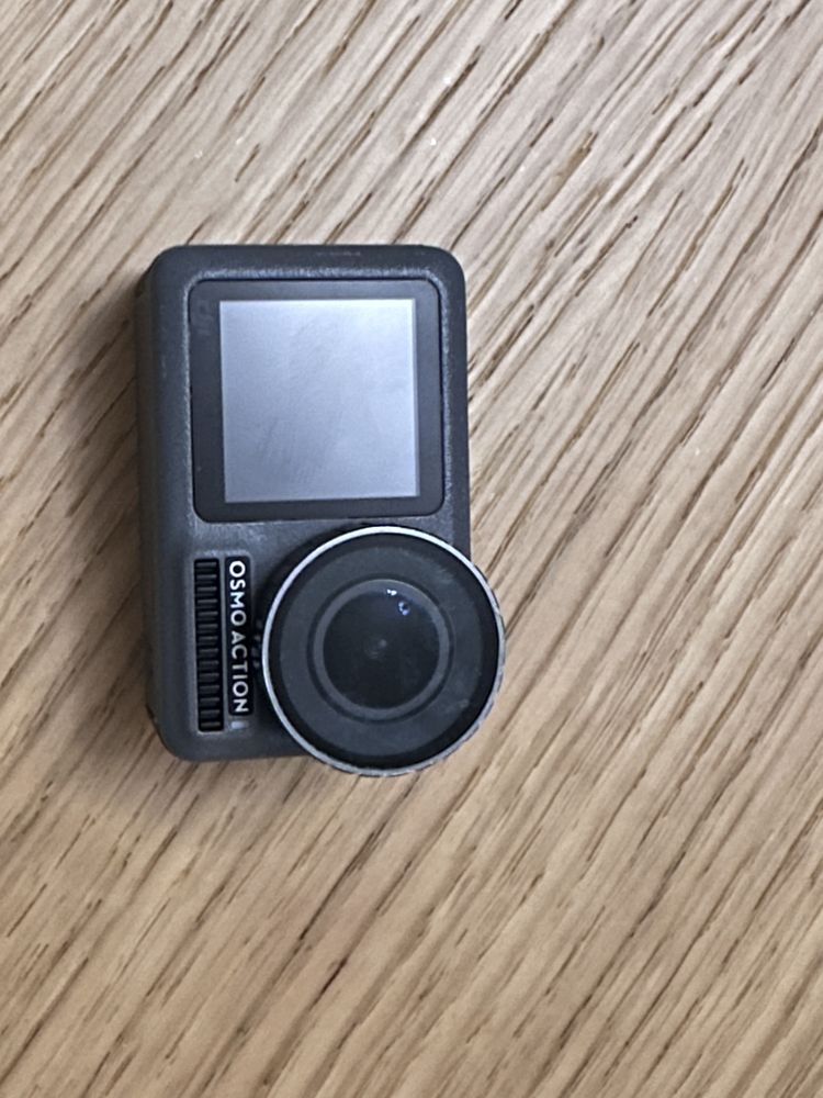 DJI Osmo Action с аксесоари