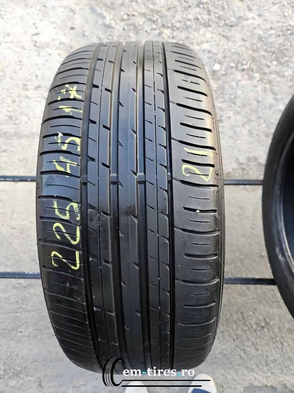 cauciuc Vara 225/45 R17 FALKEN Ziex ZE914
