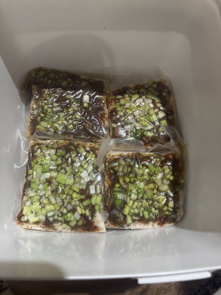Сланина накладена с кожа и мас