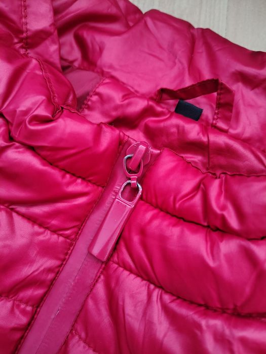 Подходящо яке за пролет/есен.