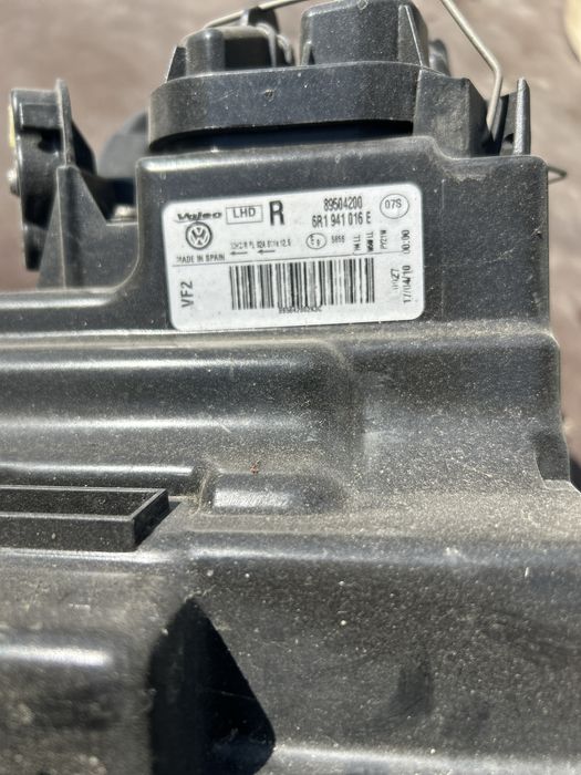 Стопове (БМВ и VW) И Фарове за коли VW, RENAULT, ETC.