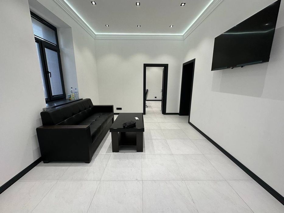 Нежилое помещение северный вокзал 1-линия 70квм