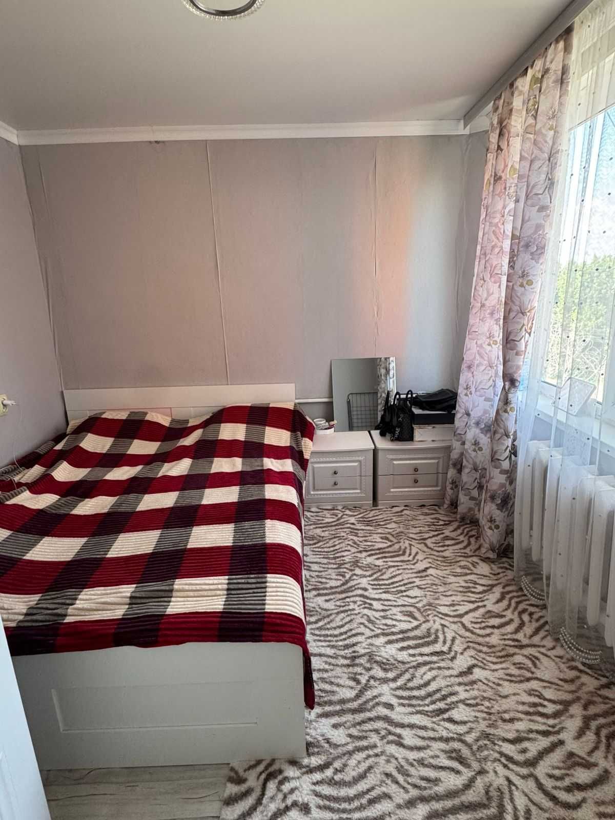 Продается 4 ком квартира район Зиг Заг