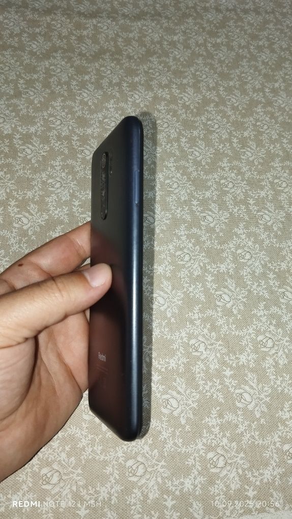 Redmi 9 4/64 в отличном состоянии