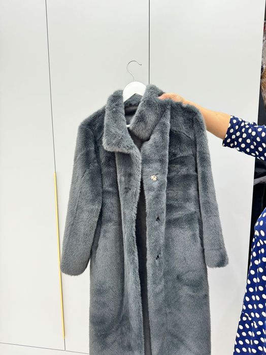 Продажа шубок одежд