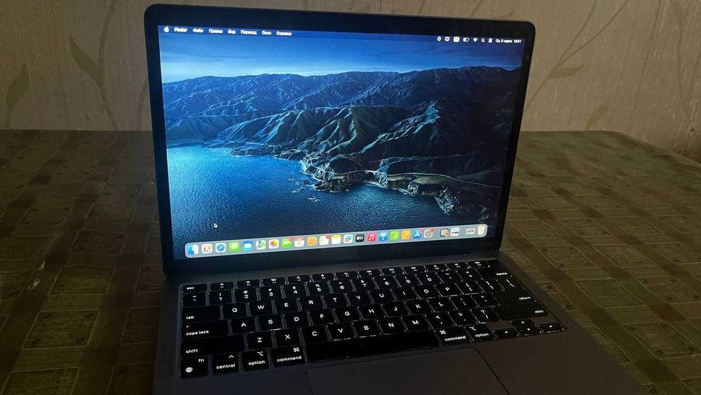 macbook air 13 M1 256 GB