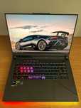 Laptop ASUS Gaming ROG Strix G16, QHD+ 240Hz, Procesor i9 14900HX