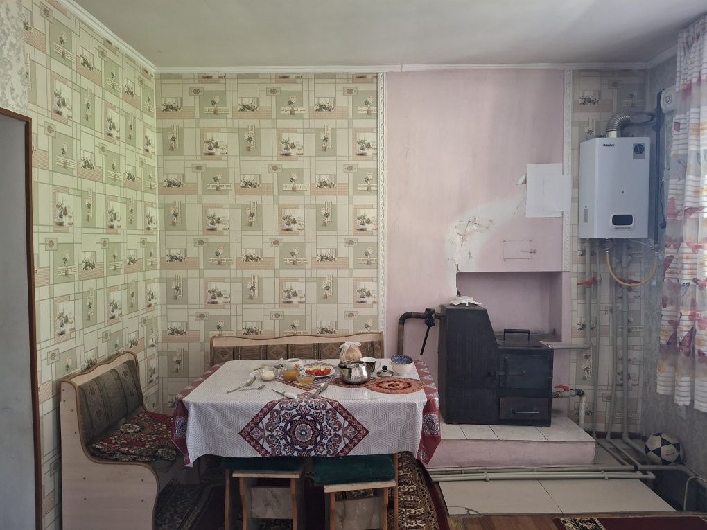 Үй сатылады. Дом продаётся. Жағдайы жақсы