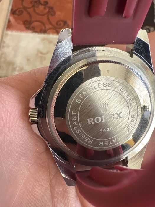 Часовник Rolex red