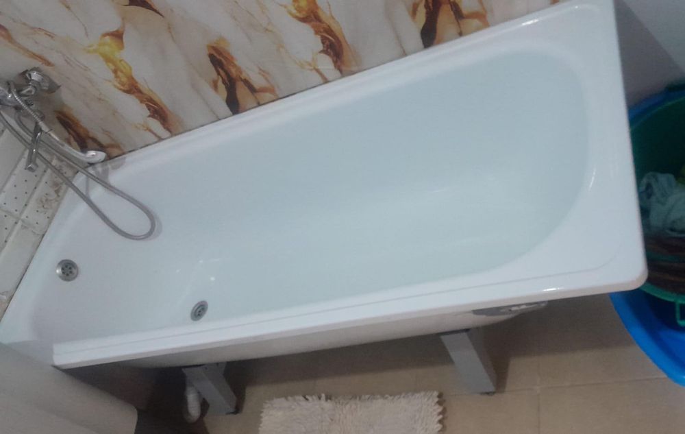 Продаётся ванна б/у