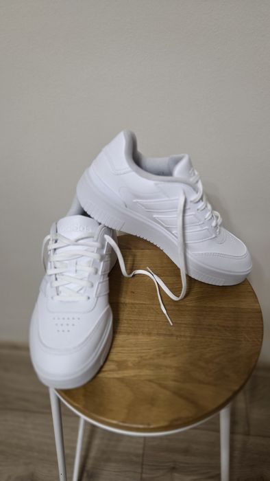 Маратонки Adidas