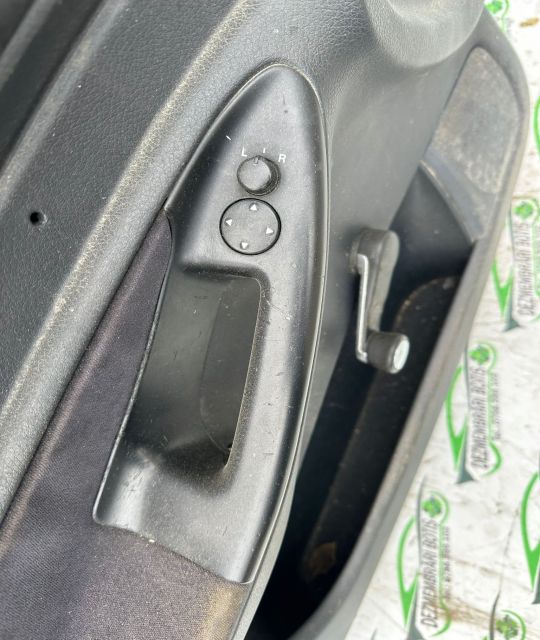 Usa / Portiera fata stanga Audi A4 B5