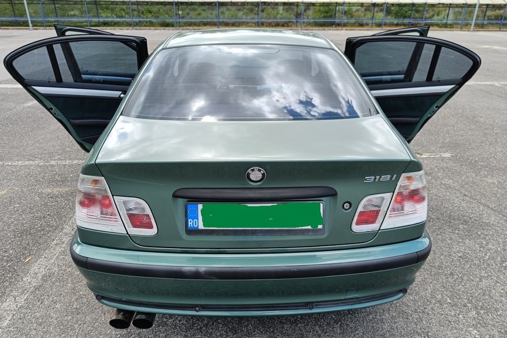 BMW E46 318i automatic