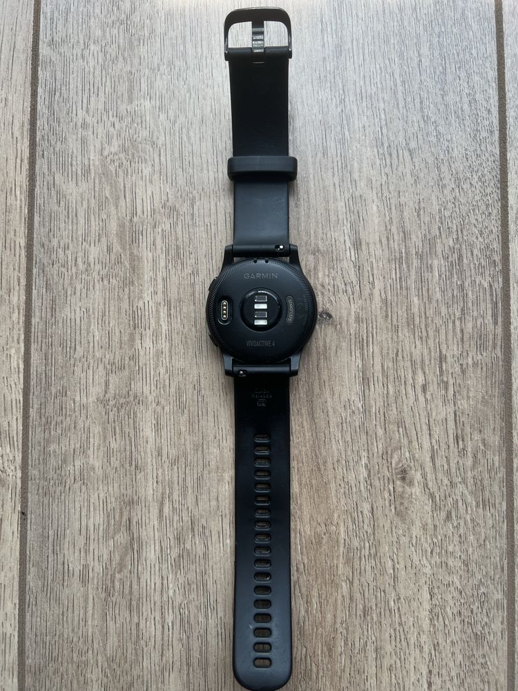 Garmin vivoactive 4
