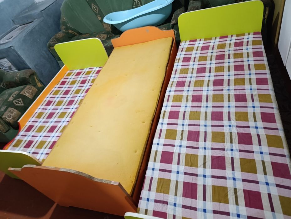 Диван детский и килем