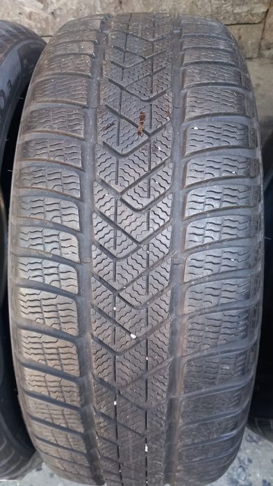 Set 225/45r18 iarnă marca Pirelli cu protecție jantă